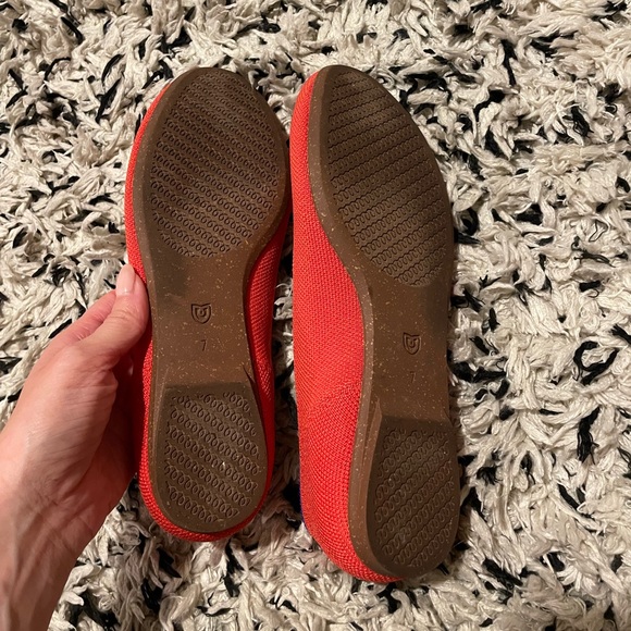 Rothy’s Ballet Flat Bright Red - Picture 2 of 5
